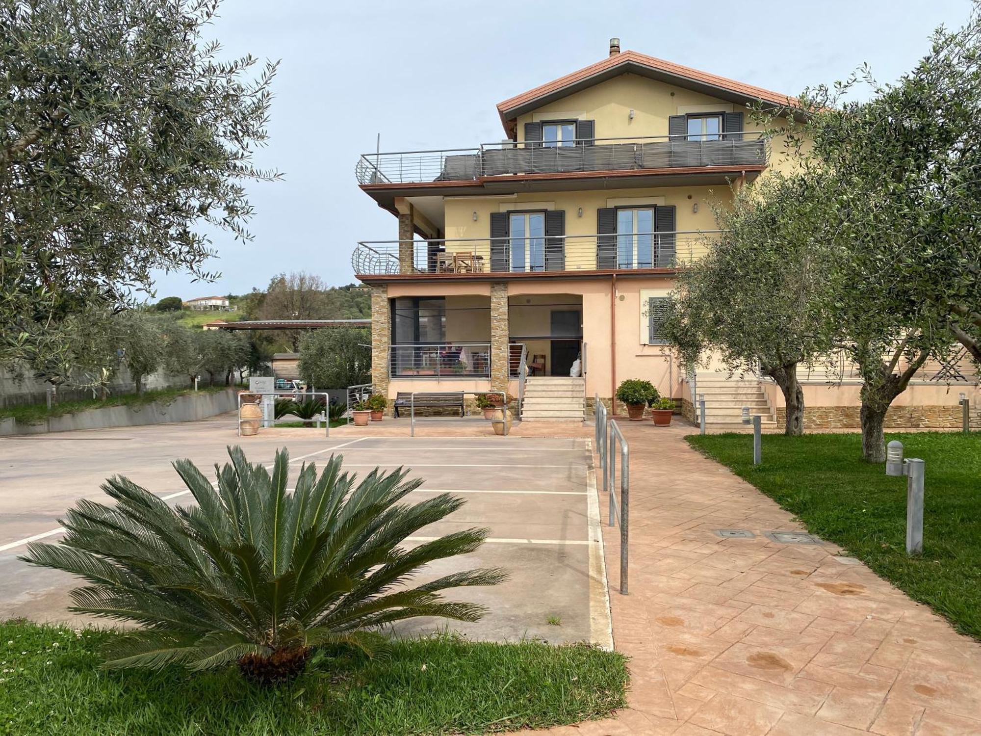 Miro' Frühstückspension Agropoli